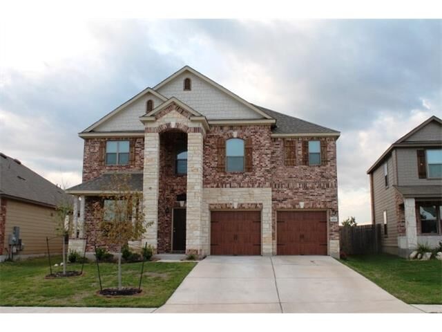 Property Photo: 14700 Lake Victor Drive TX 78660