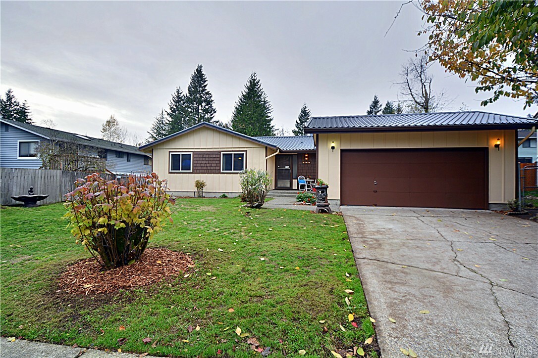 Property Photo:  17835 155th Ave SE  WA 98058 