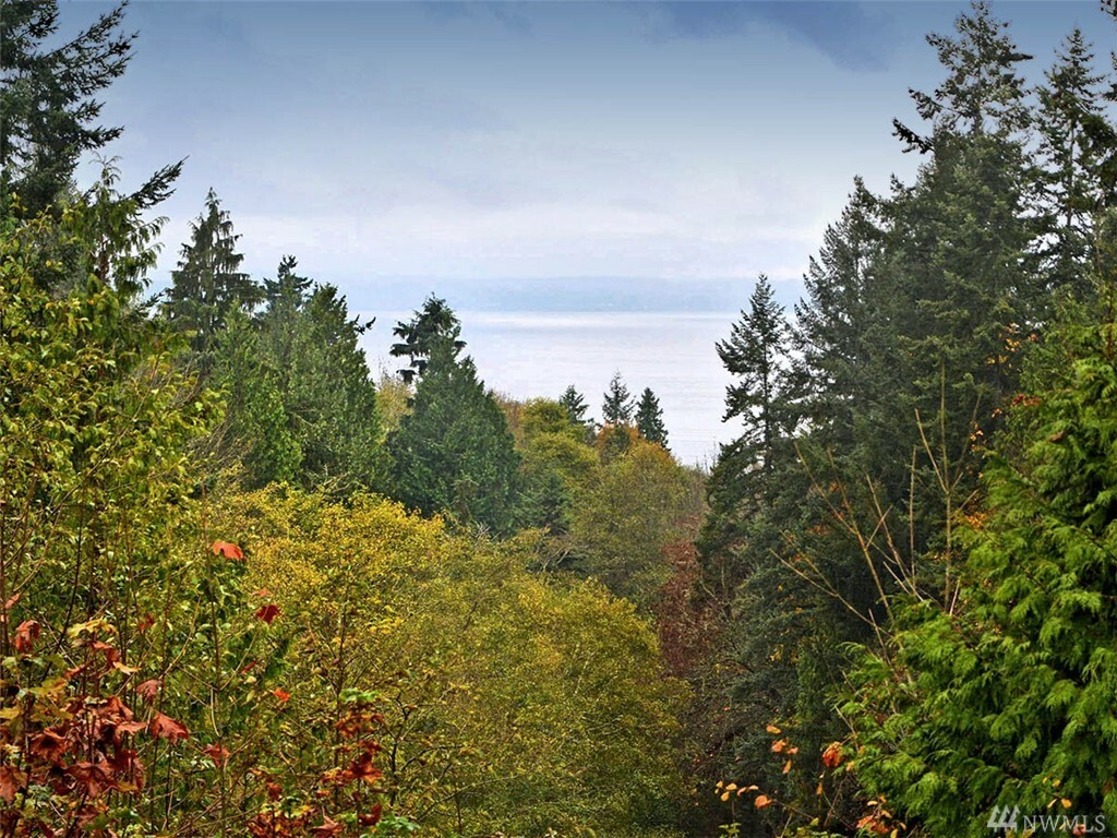 Property Photo:  6532 148th Place SW  WA 98026 