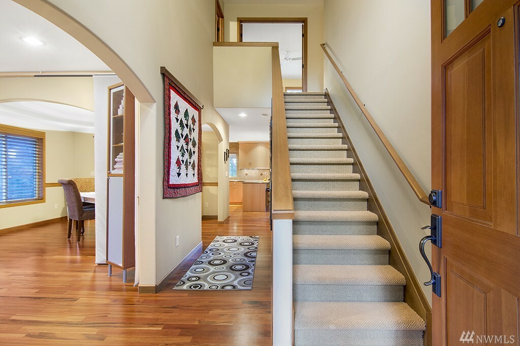 Property Photo: 28119 110th Ave SE WA 98092