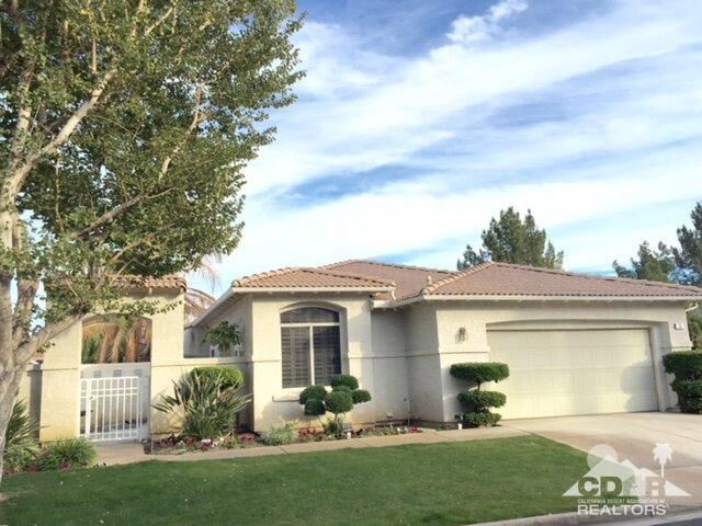 Property Photo:  36 Florentina Drive  CA 92270 