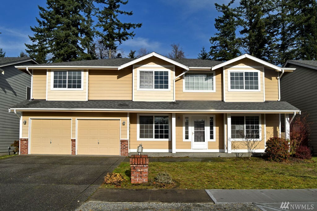 Property Photo:  12403 158th St Ct E  WA 98374 