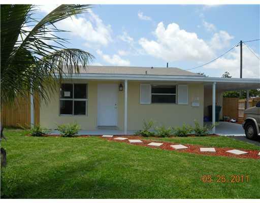 Property Photo:  138 SW 10th Avenue  FL 33435 