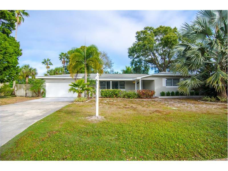 Property Photo:  1073 39th Avenue NE  FL 33703 