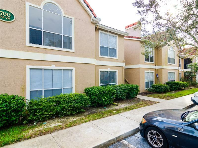 Property Photo: 9481 Highland Oak Drive 703 FL 33647