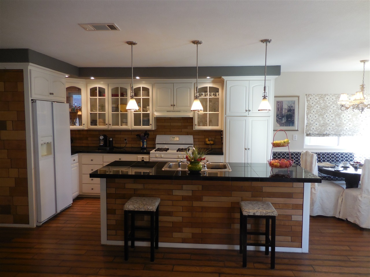 Property Photo: 4109 Alana Circle CA 92056