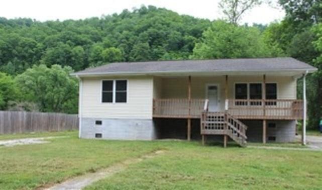 Property Photo:  131 Red Wing Road  KY 40873 