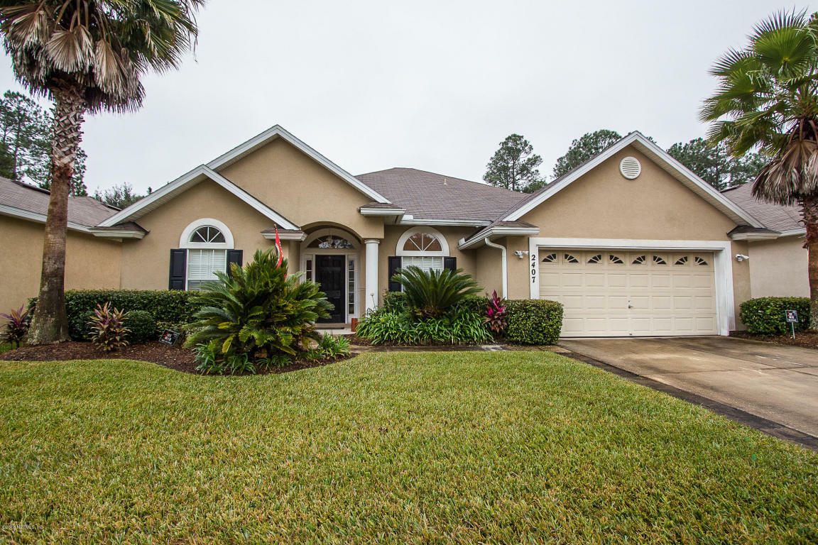 Property Photo:  2407 Golfview Drive  FL 32003 