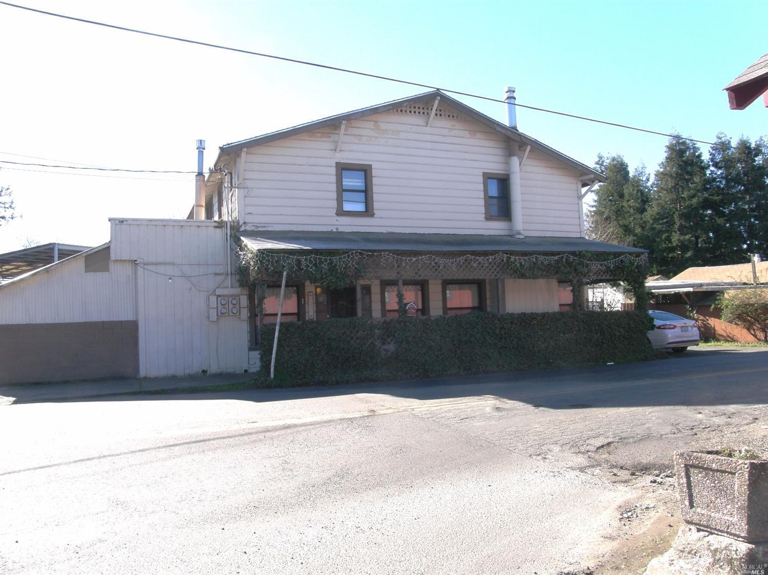 Property Photo: 5221 Lone Pine Road CA 95472