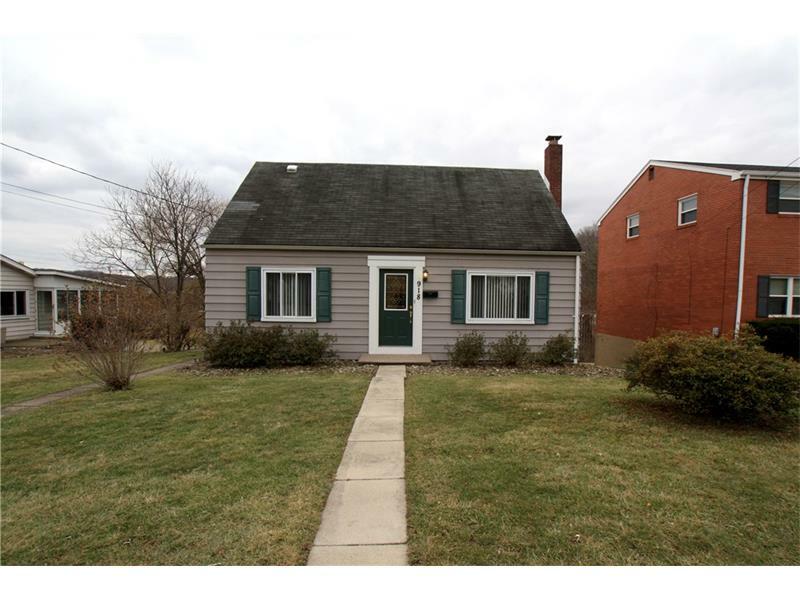 Property Photo:  918 Cribbs St  PA 15601 