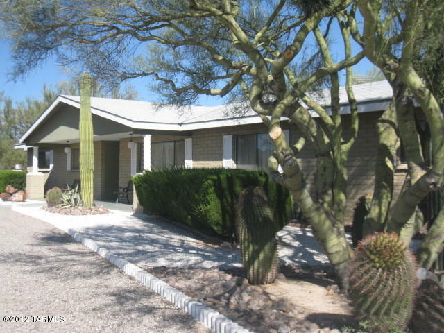 Property Photo:  11380 N Vista Del Sol  AZ 85742 