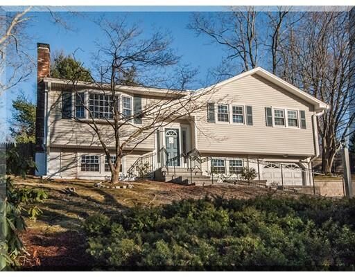 Property Photo: 5 Olde Berry Road MA 01810