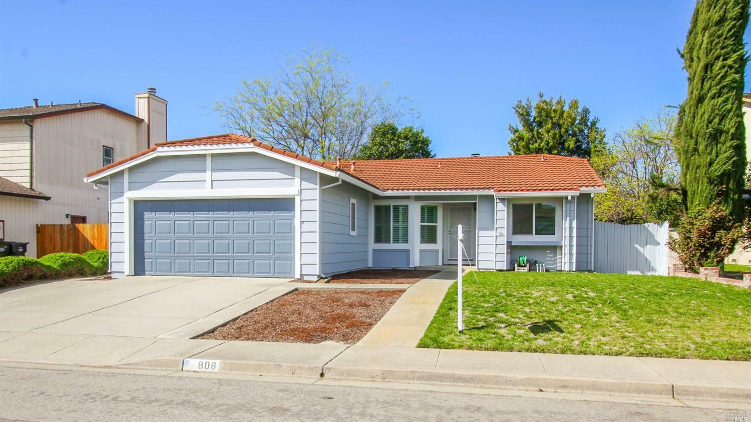 Property Photo:  808 Tulare Circle  CA 94585 