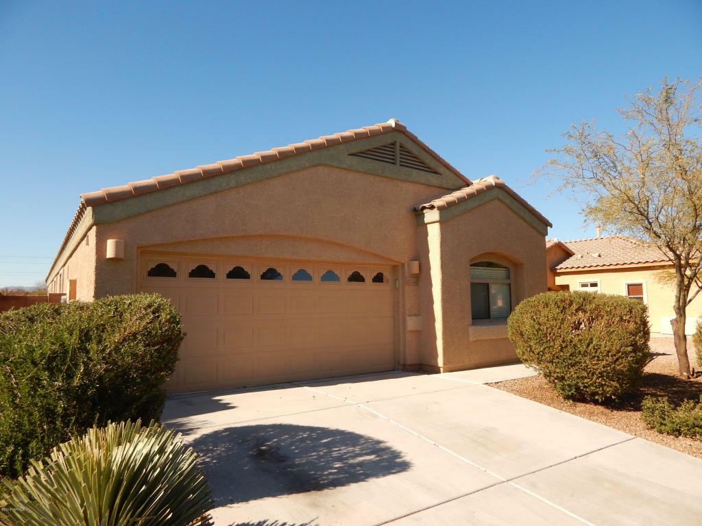 Property Photo:  329 N Rock Station Drive  AZ 85629 