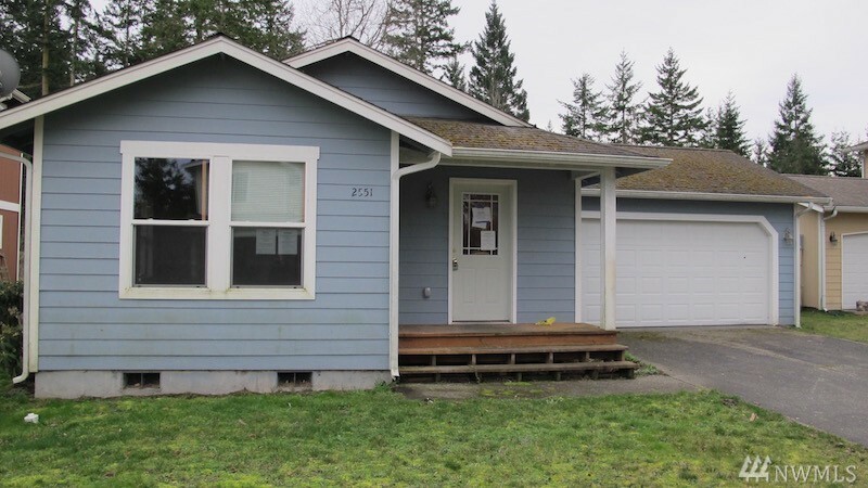 Property Photo:  2551 St Helens Place  WA 98368 