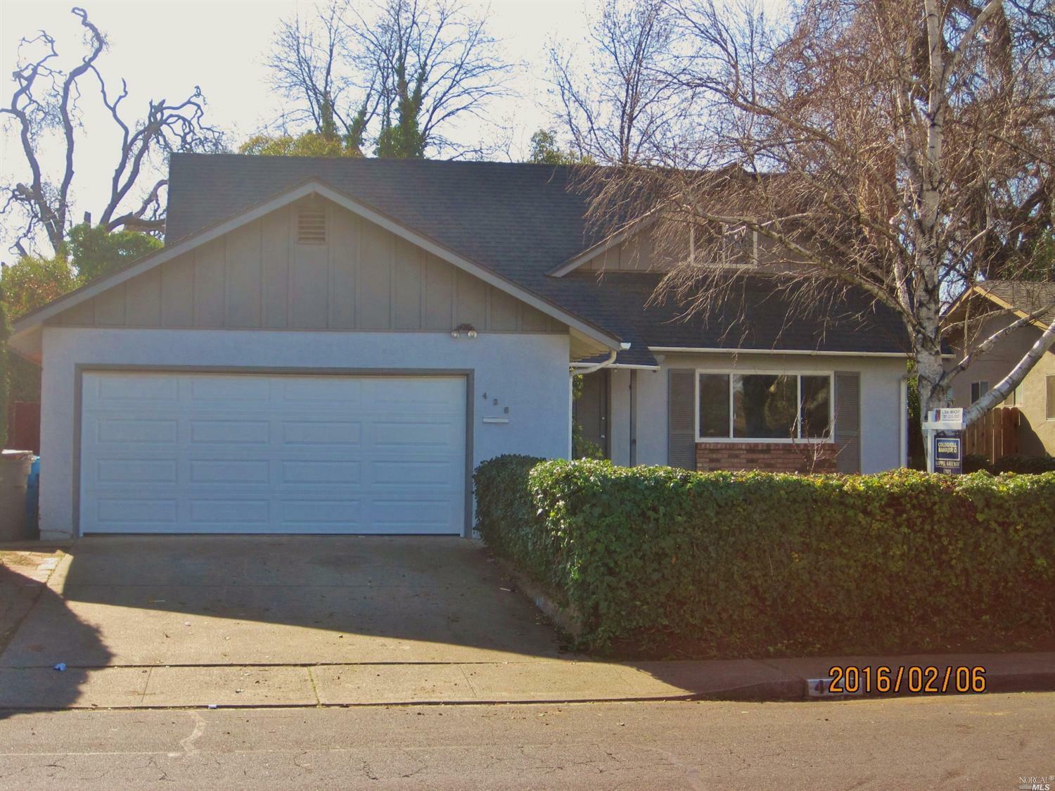 Property Photo: 436 Beelard Drive CA 95687