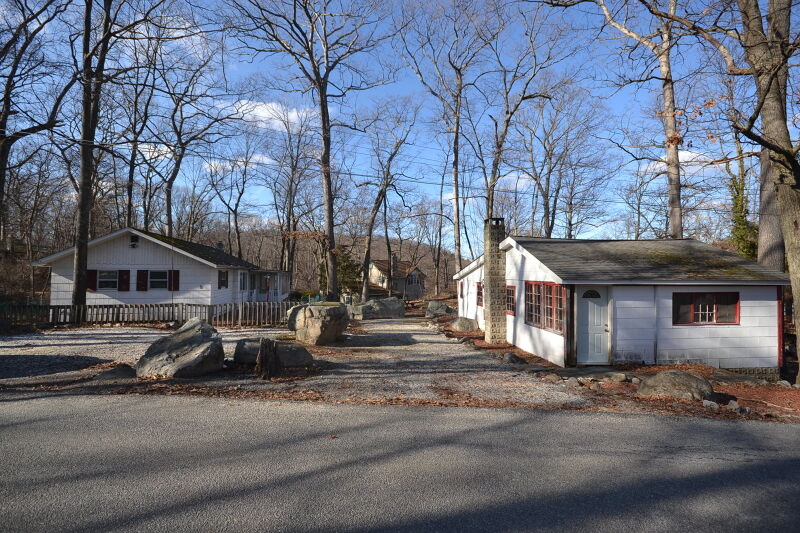 Property Photo:  9 Rose Trl  NJ 07821 