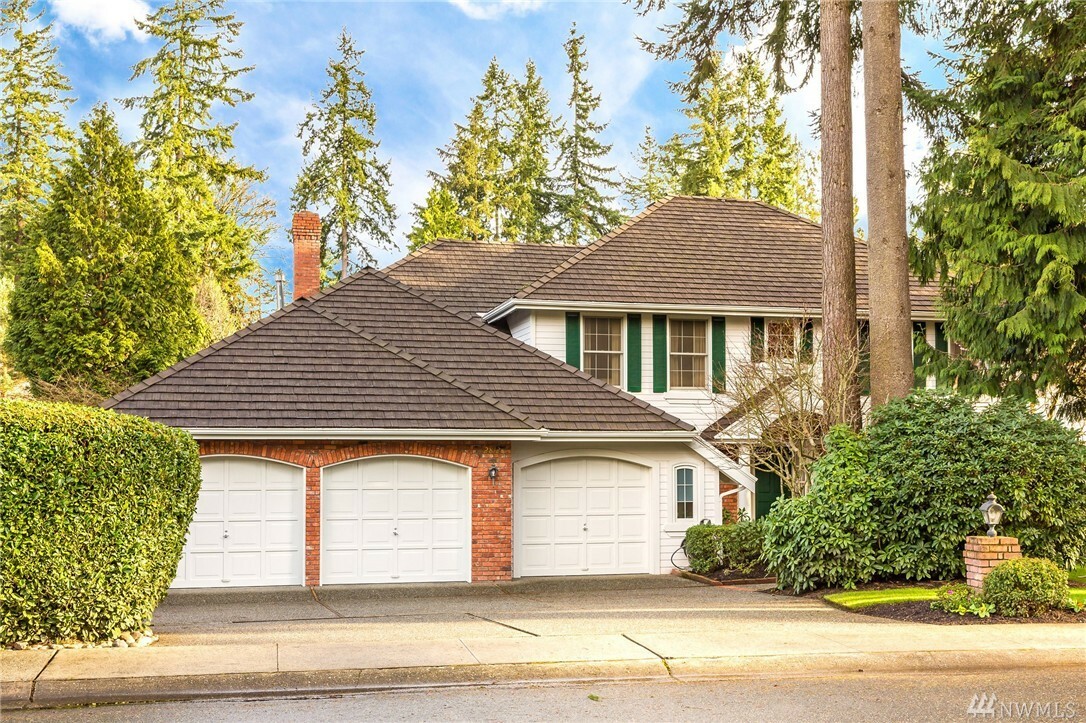 Property Photo:  2812 155th St SE  WA 98012 