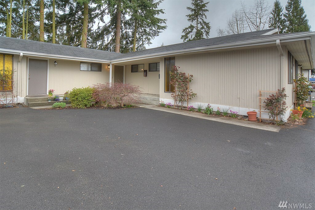 Property Photo:  21016 80th Place W  WA 98026 