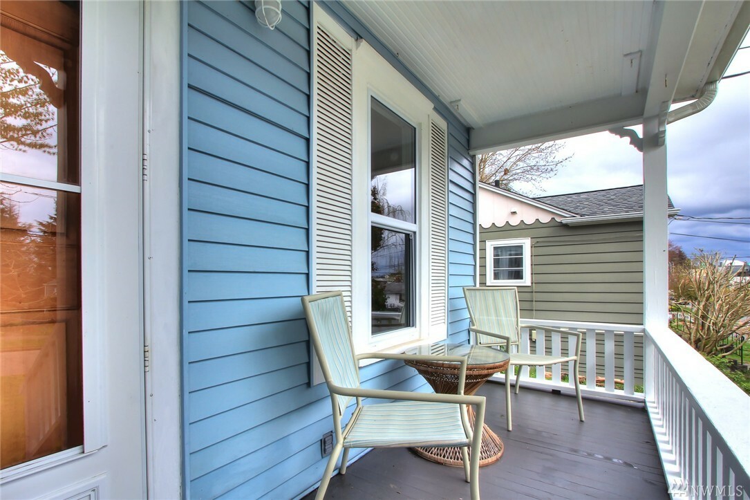 Property Photo: 2836 NW 64th St WA 98107