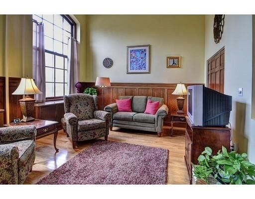 Property Photo:  16 Balmoral 110  MA 01810 