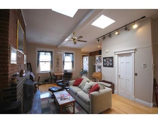 Property Photo:  127 Marlborough St. 5  MA 02116 