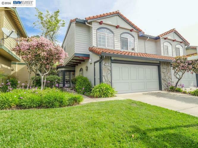 Property Photo:  20650 Edgewood Cir  CA 94552 