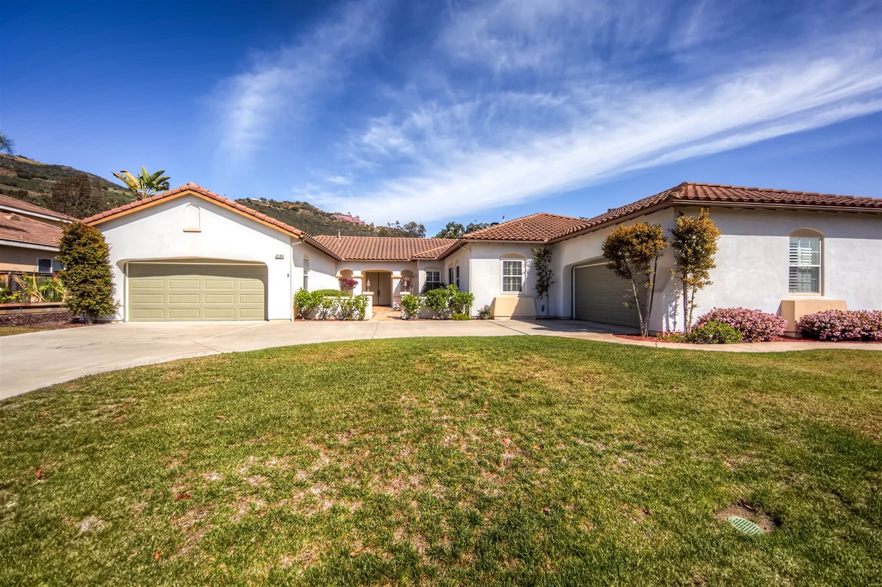 Property Photo: 2184 Ipanema Lane CA 92084