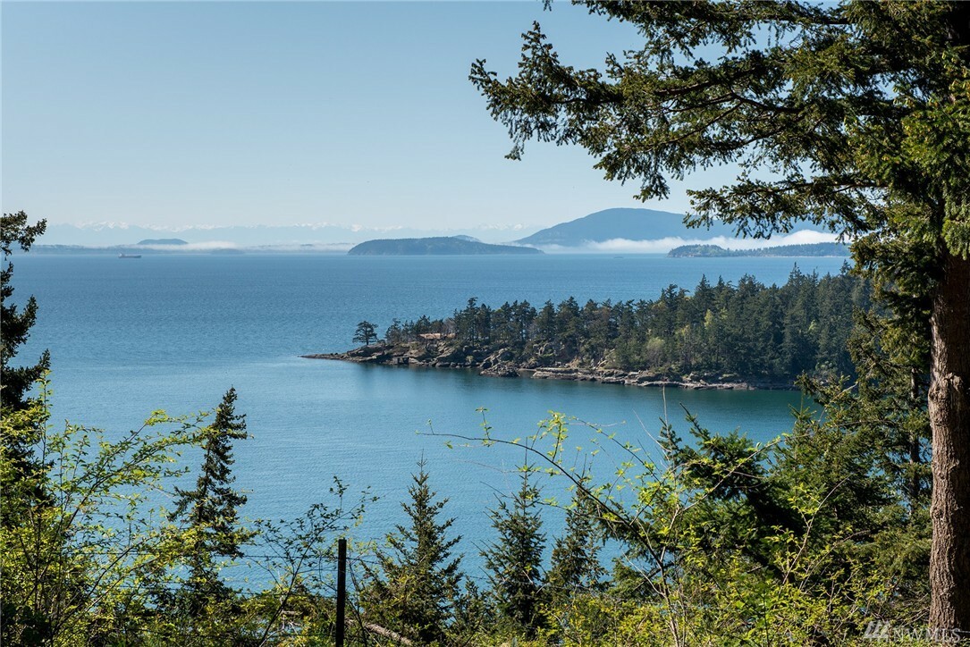 Property Photo:  1275 N Chuckanut Dr  WA 98229 