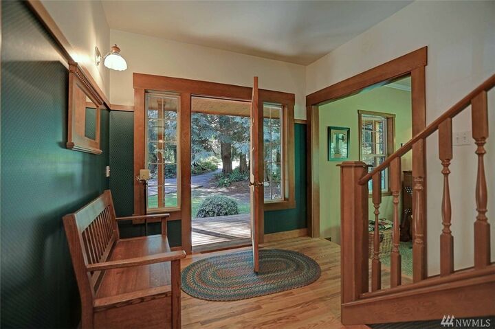 Property Photo:  475 E Aletha Place  WA 98282 