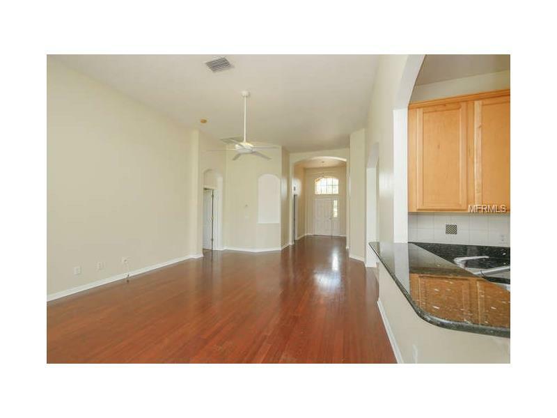 Property Photo: 4006 101st Avenue E FL 34219