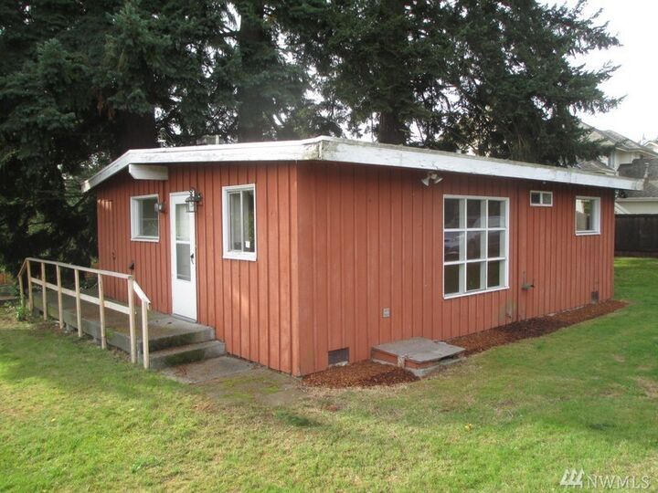 5227 176th St SW  Lynnwood WA 98037 photo