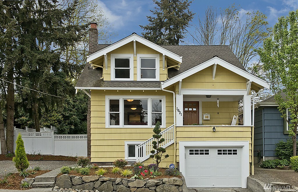 Property Photo:  1621 N 53rd St  WA 98103 