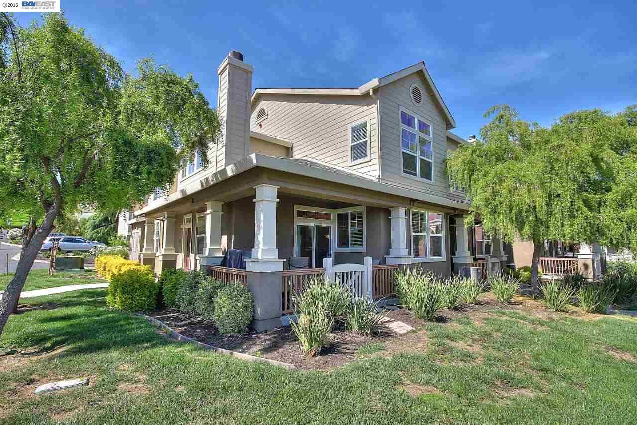 Property Photo:  292 Wildrose Cmn 1  CA 94551 