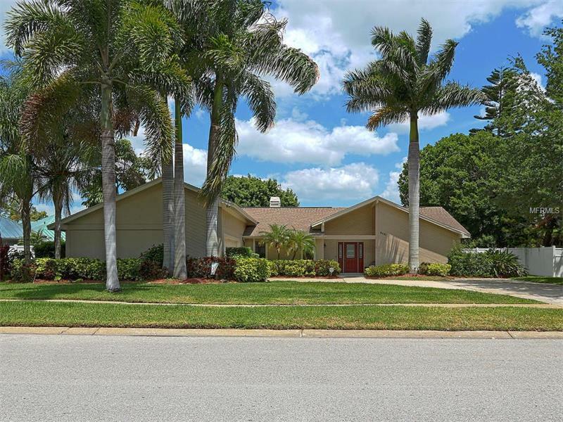 Property Photo:  8681 Longwood Drive  FL 33777 