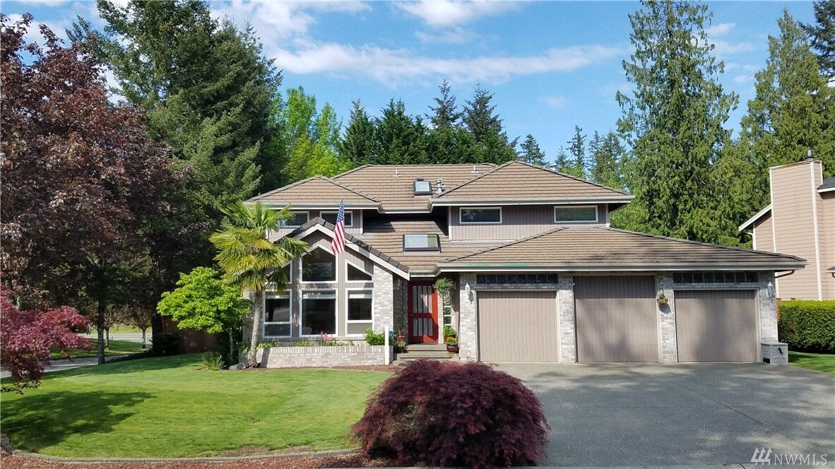 Property Photo:  23104 SE 243rd Place  WA 98038 