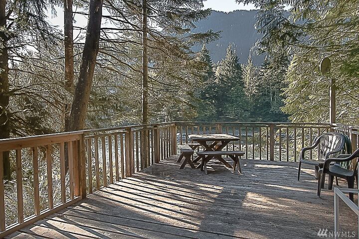 Property Photo:  51522 217th Place SE  WA 98256 