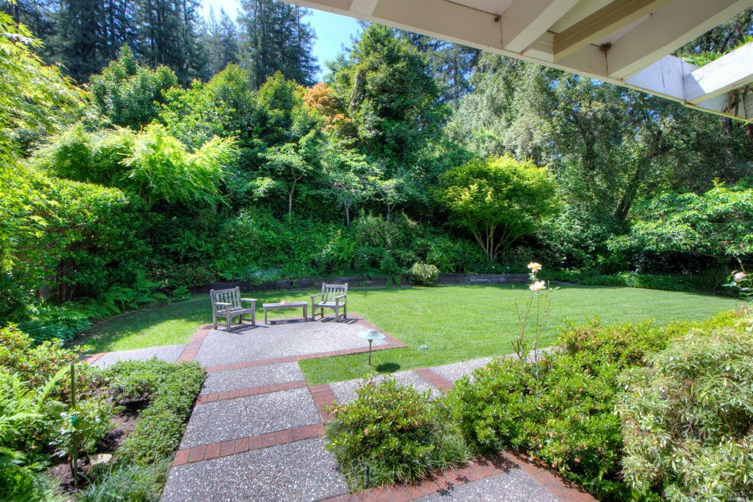 Property Photo:  40 Madrona Avenue  CA 94957 