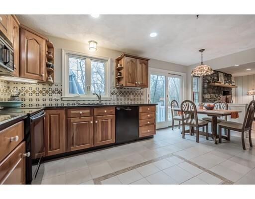 Property Photo:  5 Old Schoolhouse Rd.  MA 01810 