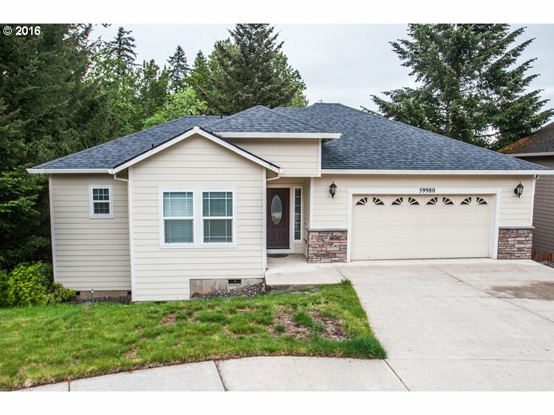Property Photo: 59980 Isabella Ln OR 97051