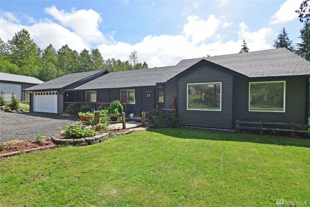 Property Photo:  22606 225th St SE  WA 98272 