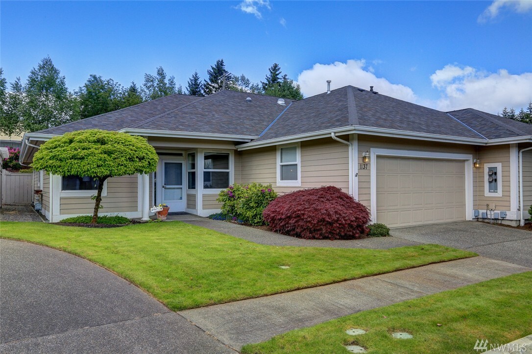 Property Photo:  1137 Garden Cir  WA 98466 