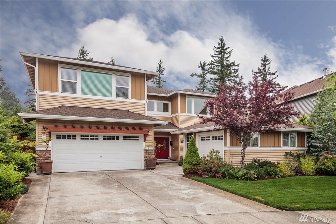 Property Photo:  6737 Montevista Dr SE  WA 98092 