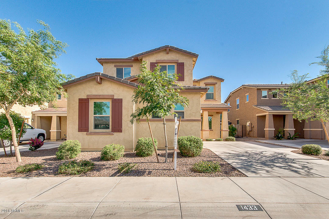 Property Photo:  1433 E Lovebird Lane  AZ 85297 