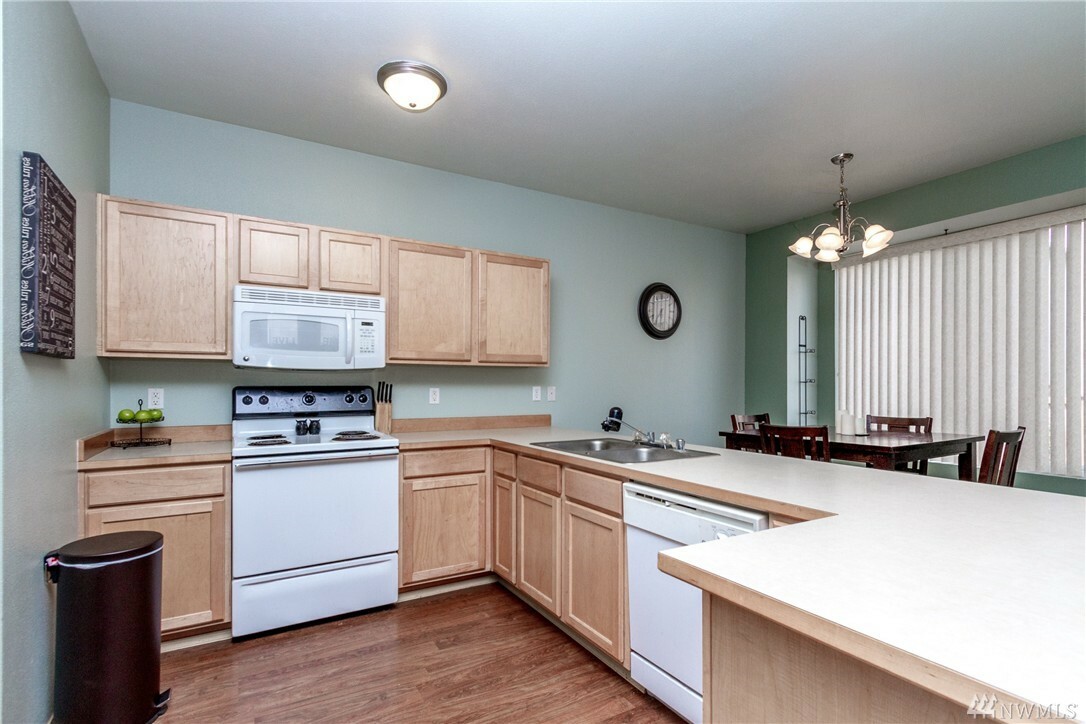 Property Photo: 18506 101st Ave E WA 98375