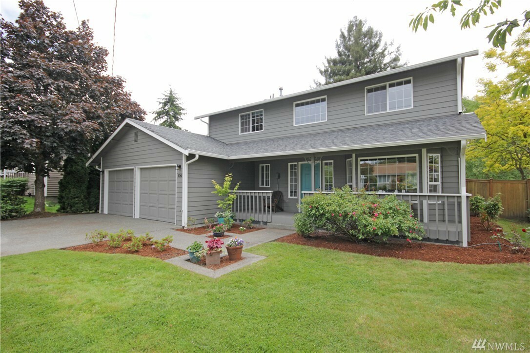 Property Photo:  1061 SW 149 St  WA 98166 