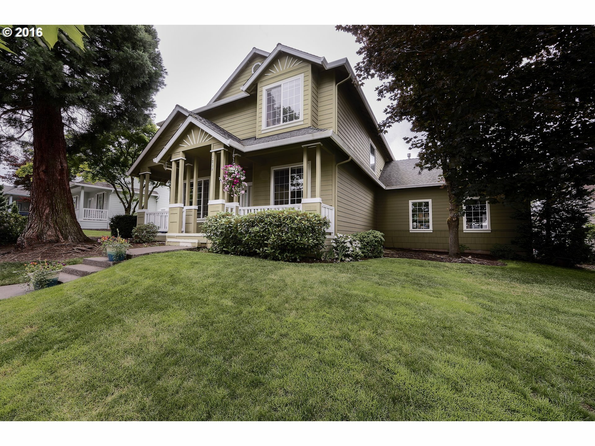 Property Photo:  1200 NE 92nd Ave  WA 98664 