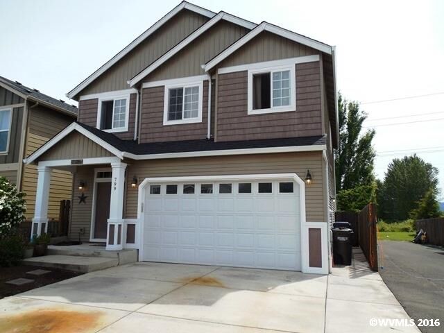 Property Photo: 799 Morning Glory Dr OR 97351