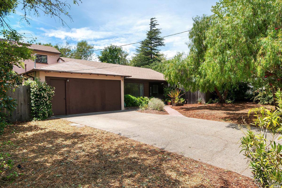 Property Photo:  9 Mercury Avenue  CA 94921 