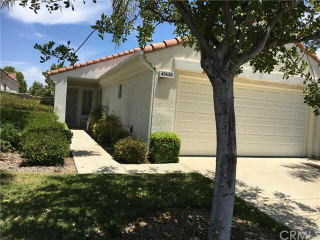Property Photo: 40688 Corte Albara CA 92562